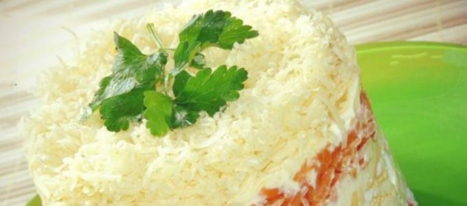 Крабовый салат с плавленым сыром Салат с крабовыми палочками и сыром рецепт